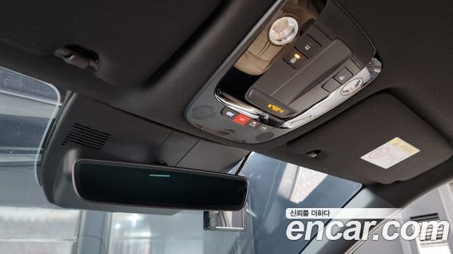 Kia Sorento 2023 — Фото 18/20