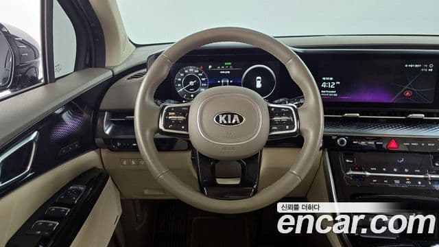 Kia Carnival 2021 — Şəkil 13/20