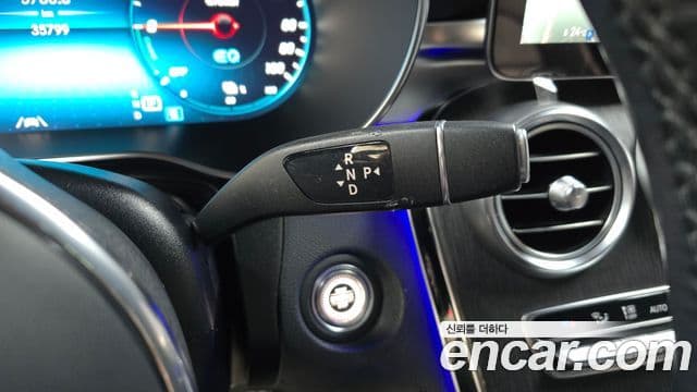 Mercedes-Benz GLC-Class 2020 — ფოტო 13/20