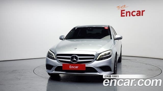 Mercedes-Benz C-Class 2019 — Фото 3/20