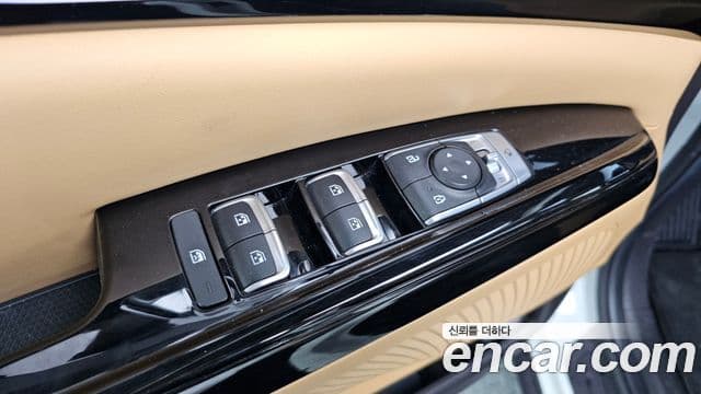 Kia Carnival 2020 — Şəkil 18/20
