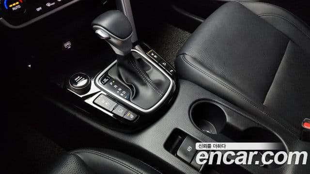 Kia Seltos 2022 — Şəkil 8/20