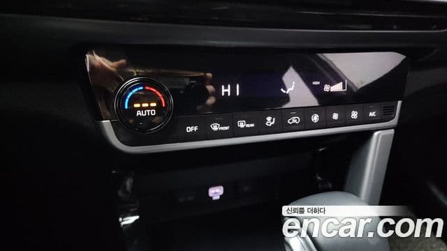 Kia Seltos 2022 — Şəkil 17/20
