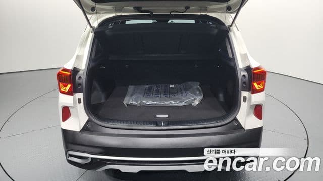 Kia Seltos 2022 — Şəkil 20/20