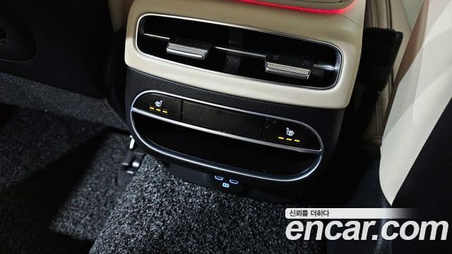 Genesis GV70 2022 — Şəkil 19/20