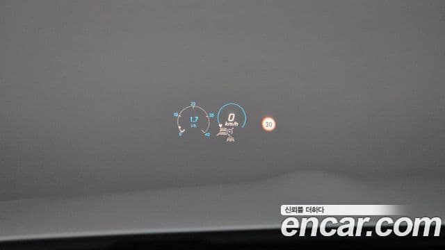 Mercedes-Benz E-Class 2021 — Photo 6/20