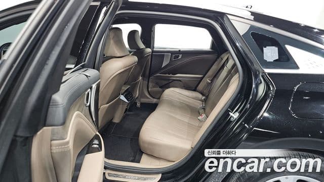 Kia K8 2021 — ფოტო 11/20