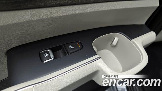 Kia Sorento 2022 — ფოტო 19/20