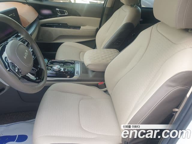 Kia Carnival 2023 — Фото 9/20
