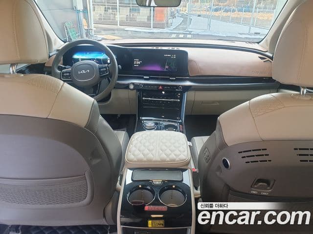 Kia Carnival 2023 — Фото 13/20