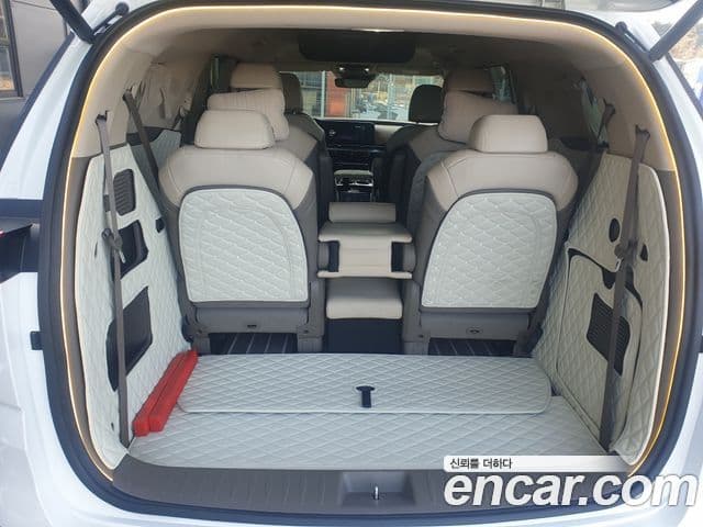 Kia Carnival 2023 — Фото 14/20