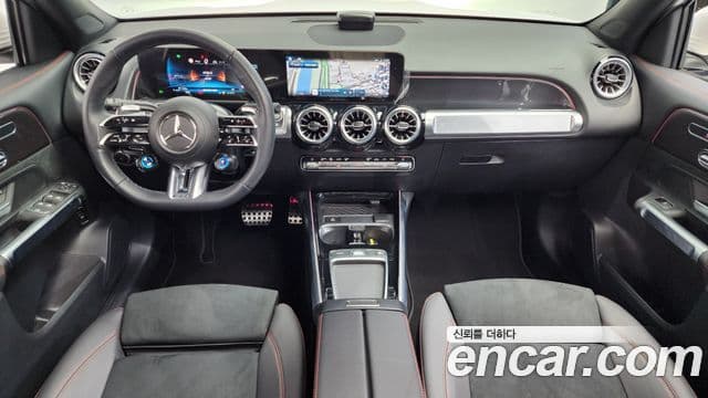 Mercedes-Benz GLB-Class 2025 — ფოტო 7/20