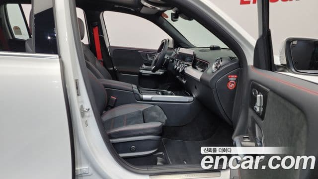 Mercedes-Benz GLB-Class 2025 — ფოტო 11/20