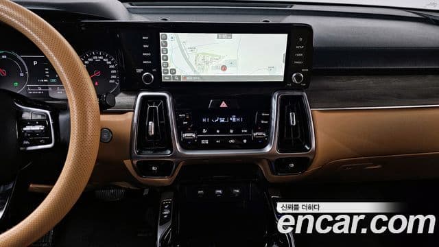 Kia Sorento 2022 — Фото 14/20