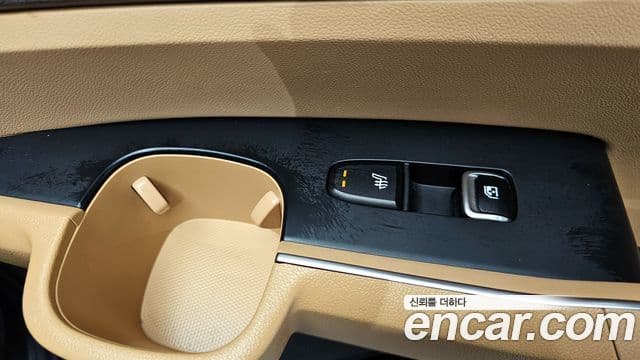 Kia Sorento 2022 — Фото 19/20