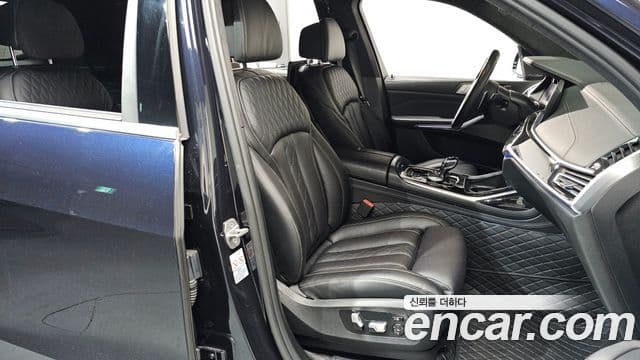 BMW X7 2020 — Şəkil 10/20