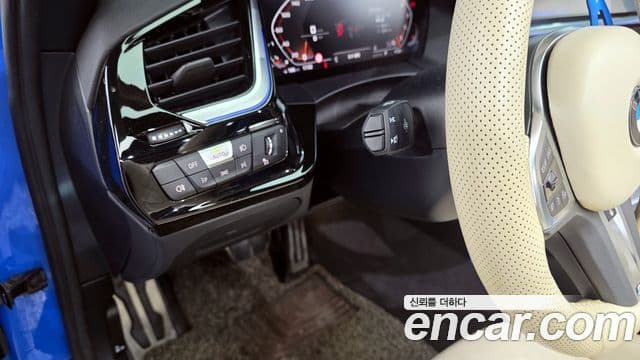 BMW Z4 2020 — Photo 2/20