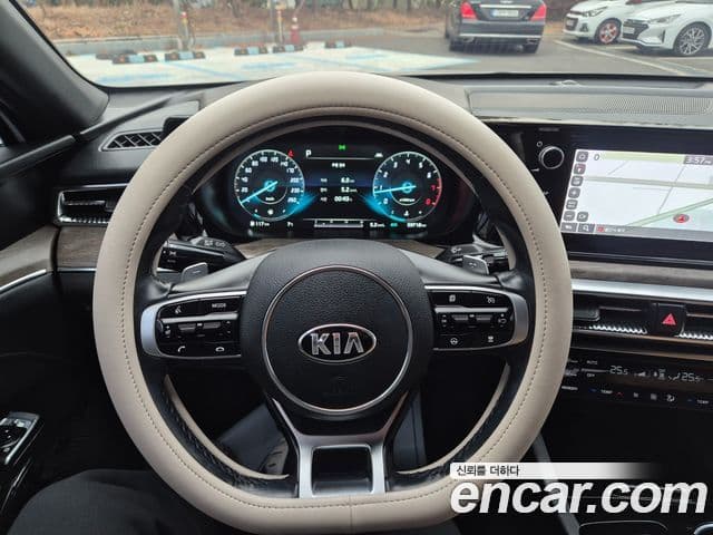 Kia K5 2020 — Şəkil 11/17