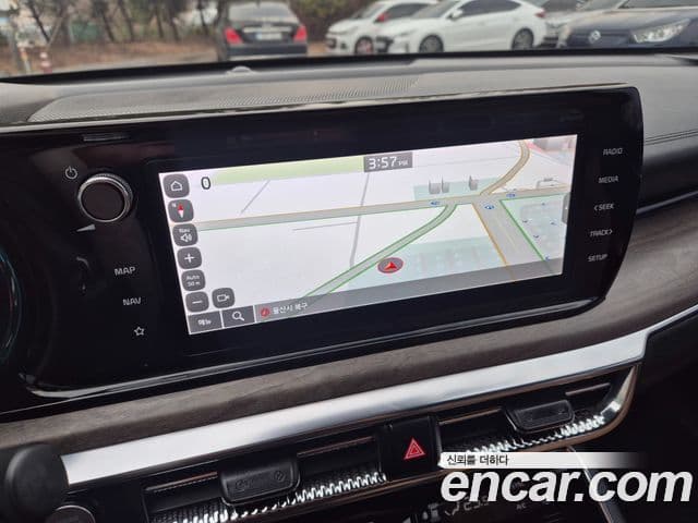 Kia K5 2020 — Şəkil 12/17
