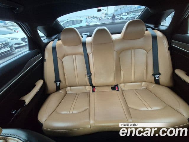 Kia K5 2020 — Şəkil 16/17