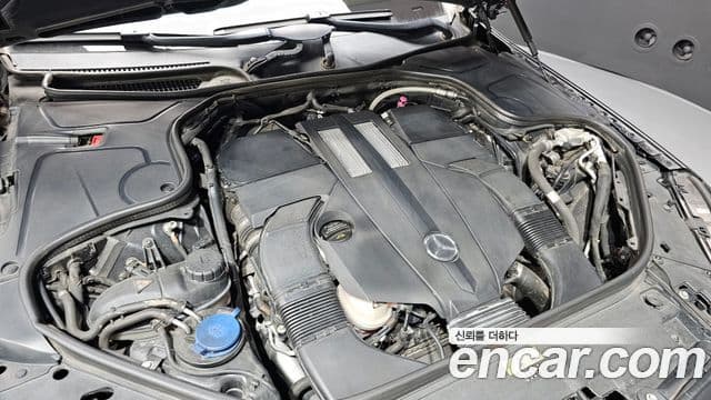 Mercedes-Benz S-Class 2018 — ფოტო 15/20