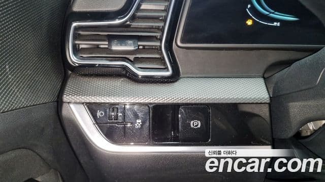 Kia Sportage 2022 — фото 18 из 18