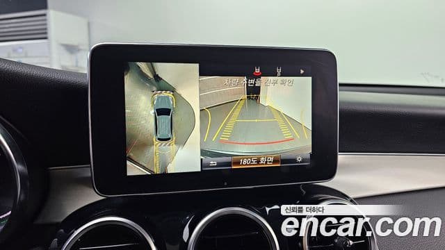 Mercedes-Benz GLC-Class 2019 — ფოტო 15/20