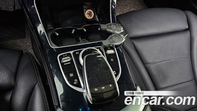 Mercedes-Benz GLC-Class 2019 — ფოტო 17/20