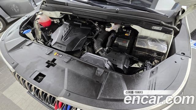 Kia Carnival 2021 — ფოტო 6/20