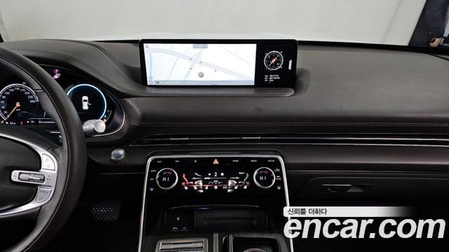 Genesis GV80 2020 — ფოტო 14/20