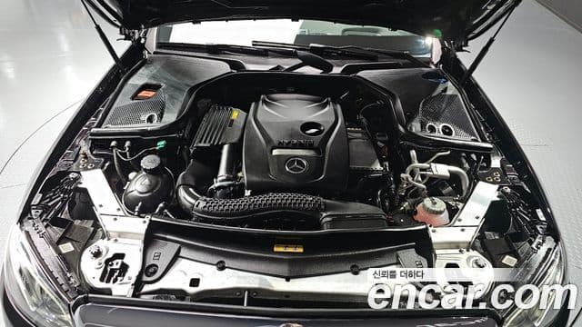 Mercedes-Benz E-Class 2019 — Фото 6/20