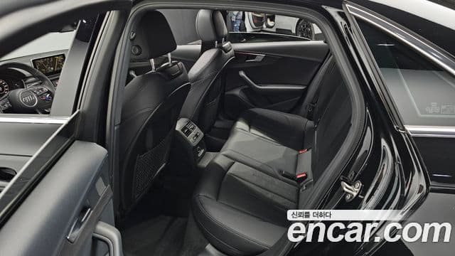 Audi A4 2019 — ფოტო 12/20