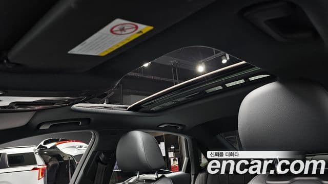 Audi A4 2019 — ფოტო 17/20