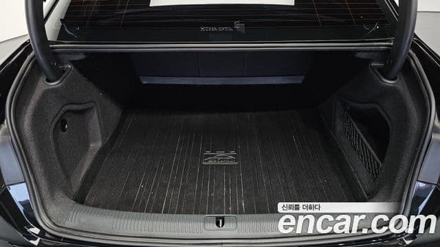 Audi A4 2019 — ფოტო 20/20
