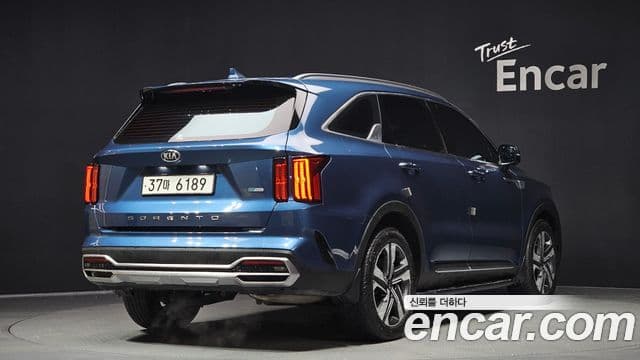 Kia Sorento 2020 — Фото 1/20