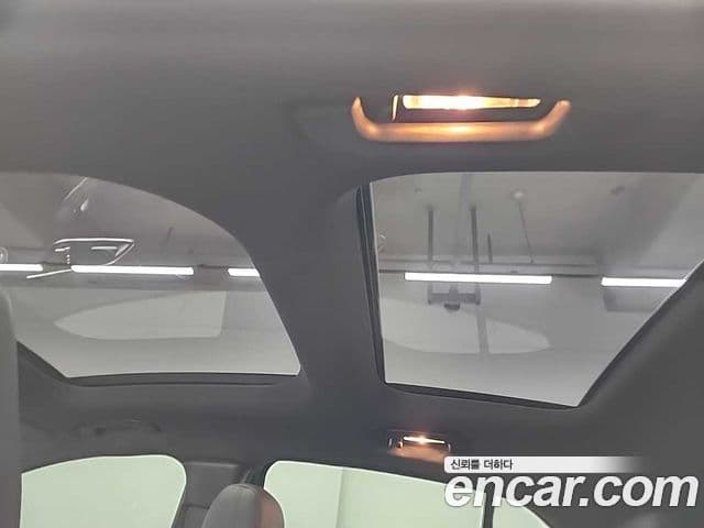 Mercedes-Benz GLA-Class 2018 — Photo 6/19