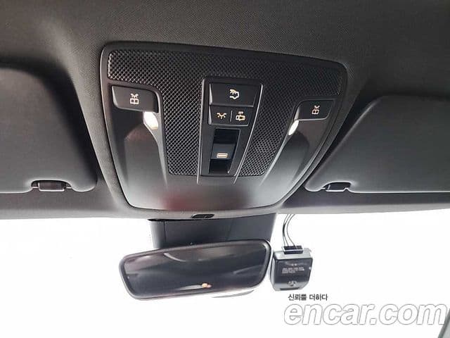 Mercedes-Benz GLA-Class 2018 — Photo 7/19