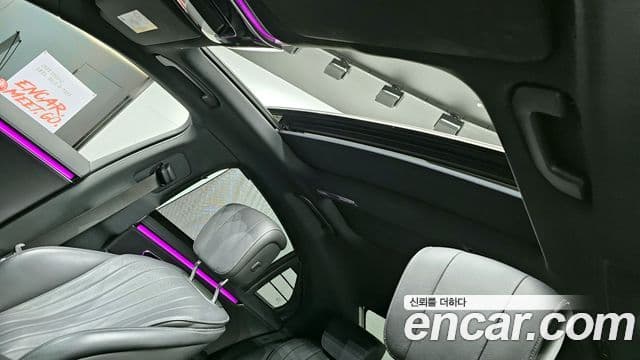 Mercedes-Benz S-Class 2021 — Photo 6/20