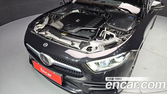 Mercedes-Benz CLS-Class 2020 — Photo 1/20