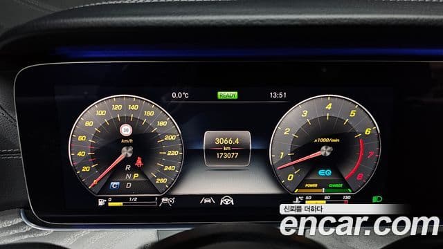Mercedes-Benz CLS-Class 2020 — Photo 18/20