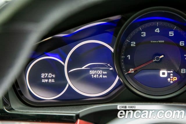 Porsche Cayenne 2020 — Photo 13/20