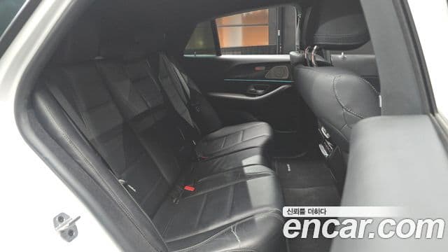 Mercedes-Benz GLE-Class 2022 — ფოტო 12/20