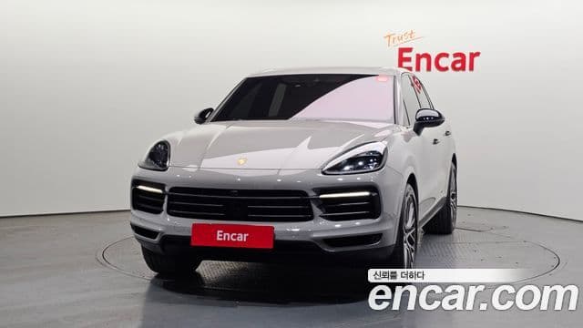 Porsche Cayenne 2023 — Photo 13/20