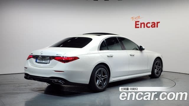 Mercedes-Benz S-Class 2022 — ფოტო 2/20