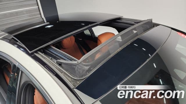 Mercedes-Benz S-Class 2022 — ფოტო 19/20