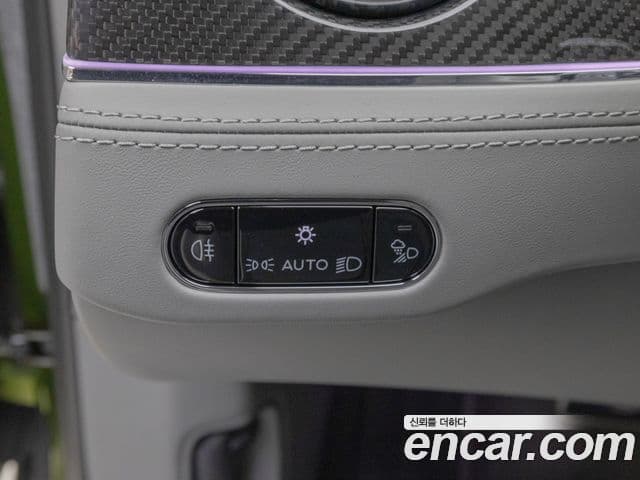 Bentley Continental GT 2025 — Фото 13/19