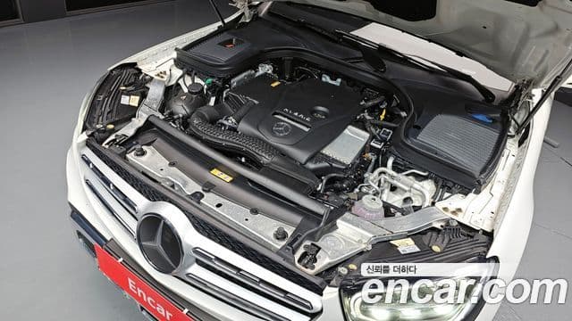 Mercedes-Benz GLC-Class 2021 — Şəkil 6/20