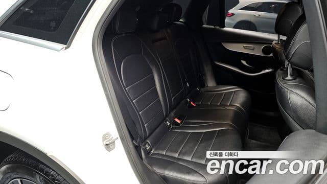 Mercedes-Benz GLC-Class 2021 — Şəkil 12/20