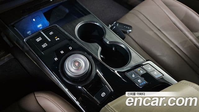Kia K8 2022 — Şəkil 9/20