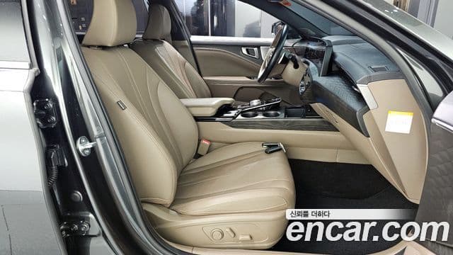 Kia K8 2022 — Şəkil 10/20